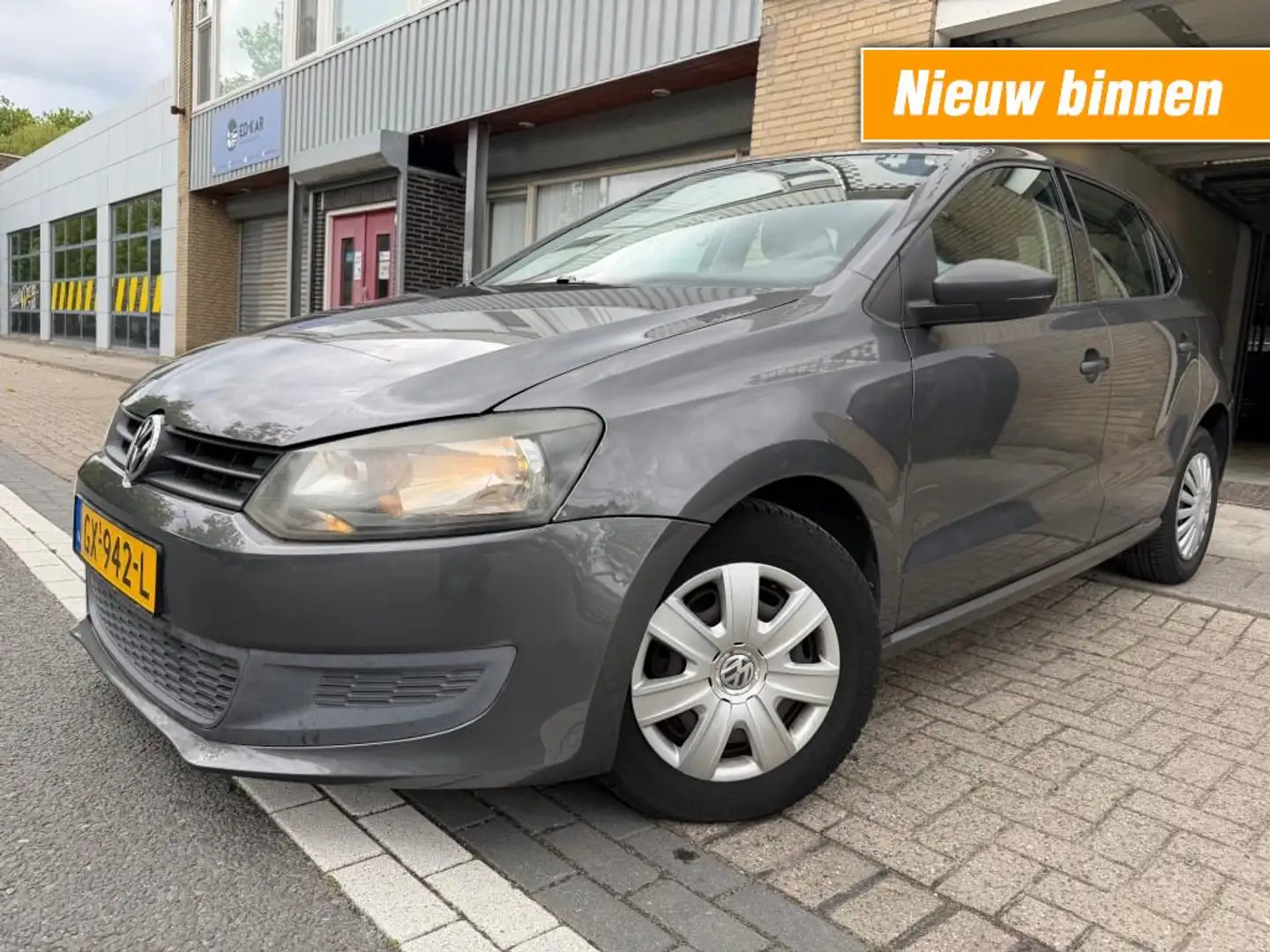 Volkswagen Polo 1.2 Easyline 5DRS AIRCO NAVI RIJDT GOED APK 3-2027 Grijs - 1
