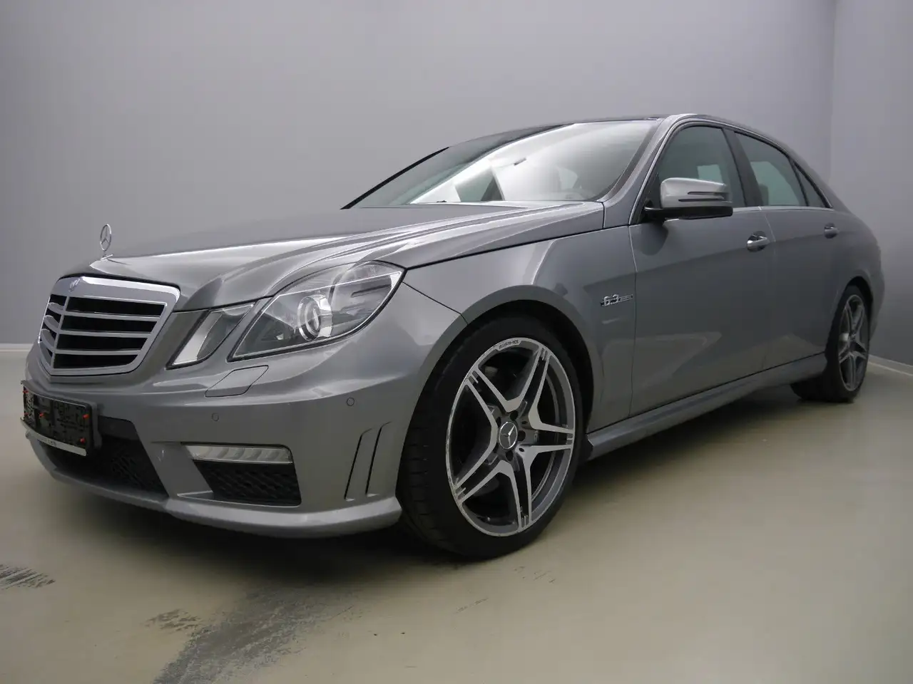 Mercedes-Benz E 63 AMG