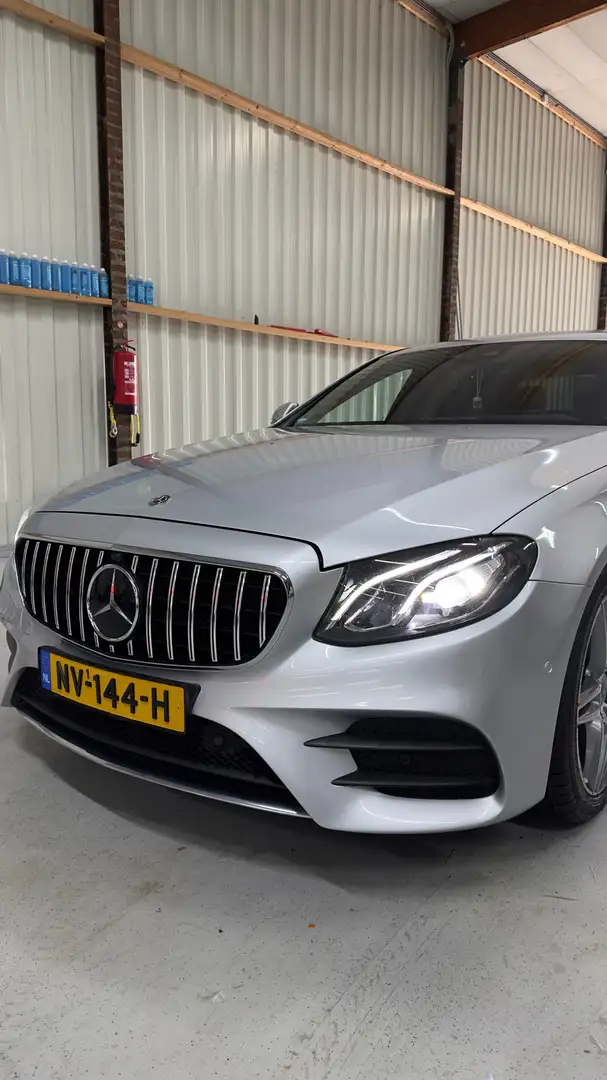Mercedes-Benz E 200 Business AMG Pakket 9G-TRONIC Zilver - 1