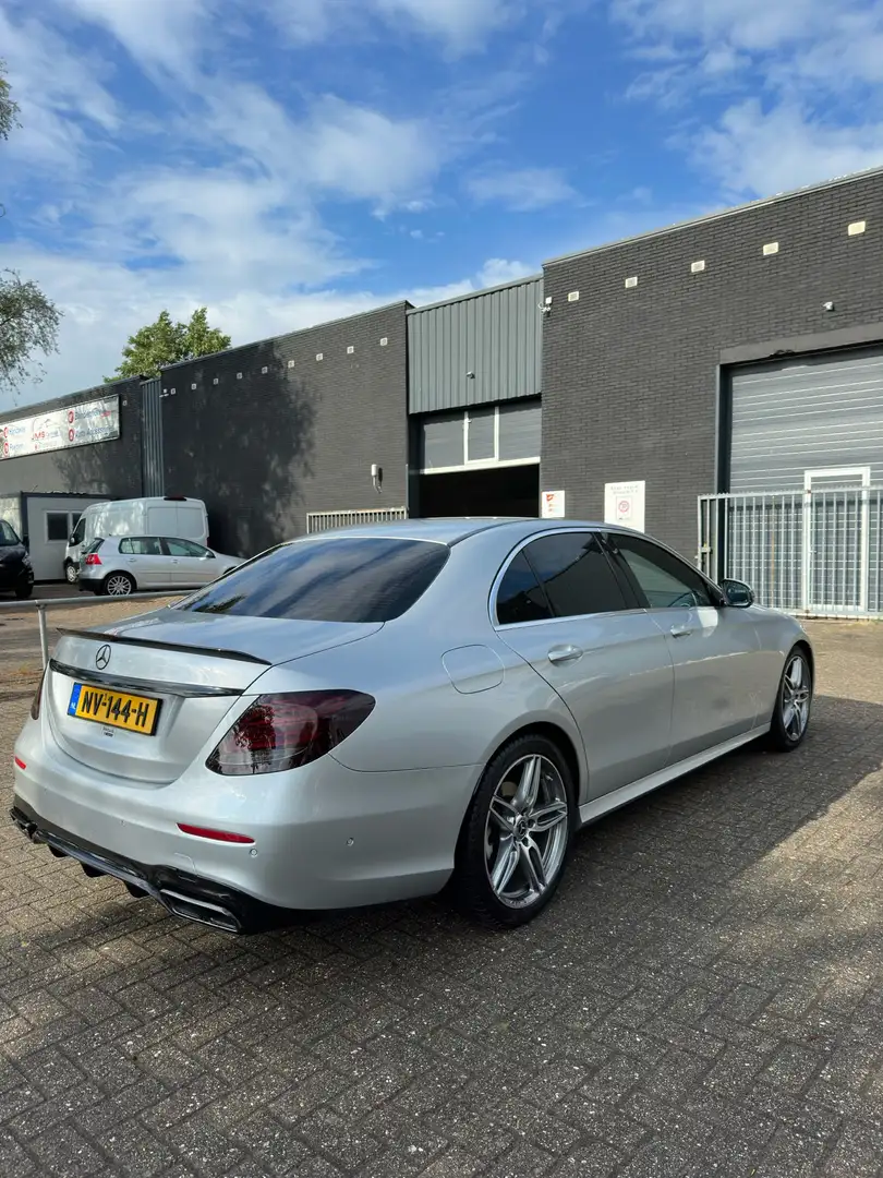 Mercedes-Benz E 200 Business AMG Pakket 9G-TRONIC Zilver - 2