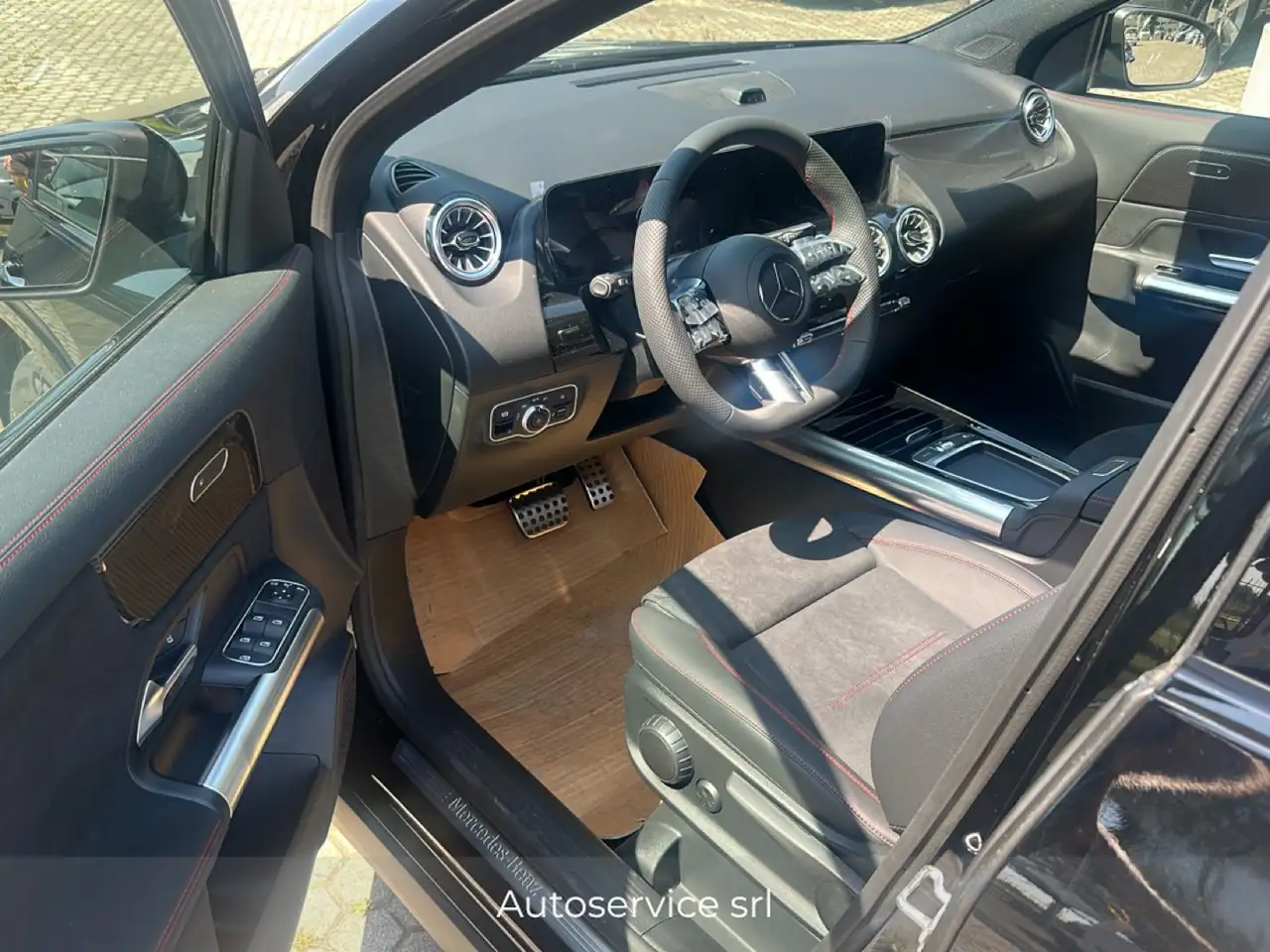 Mercedes-Benz GLA 2026 — фото 13