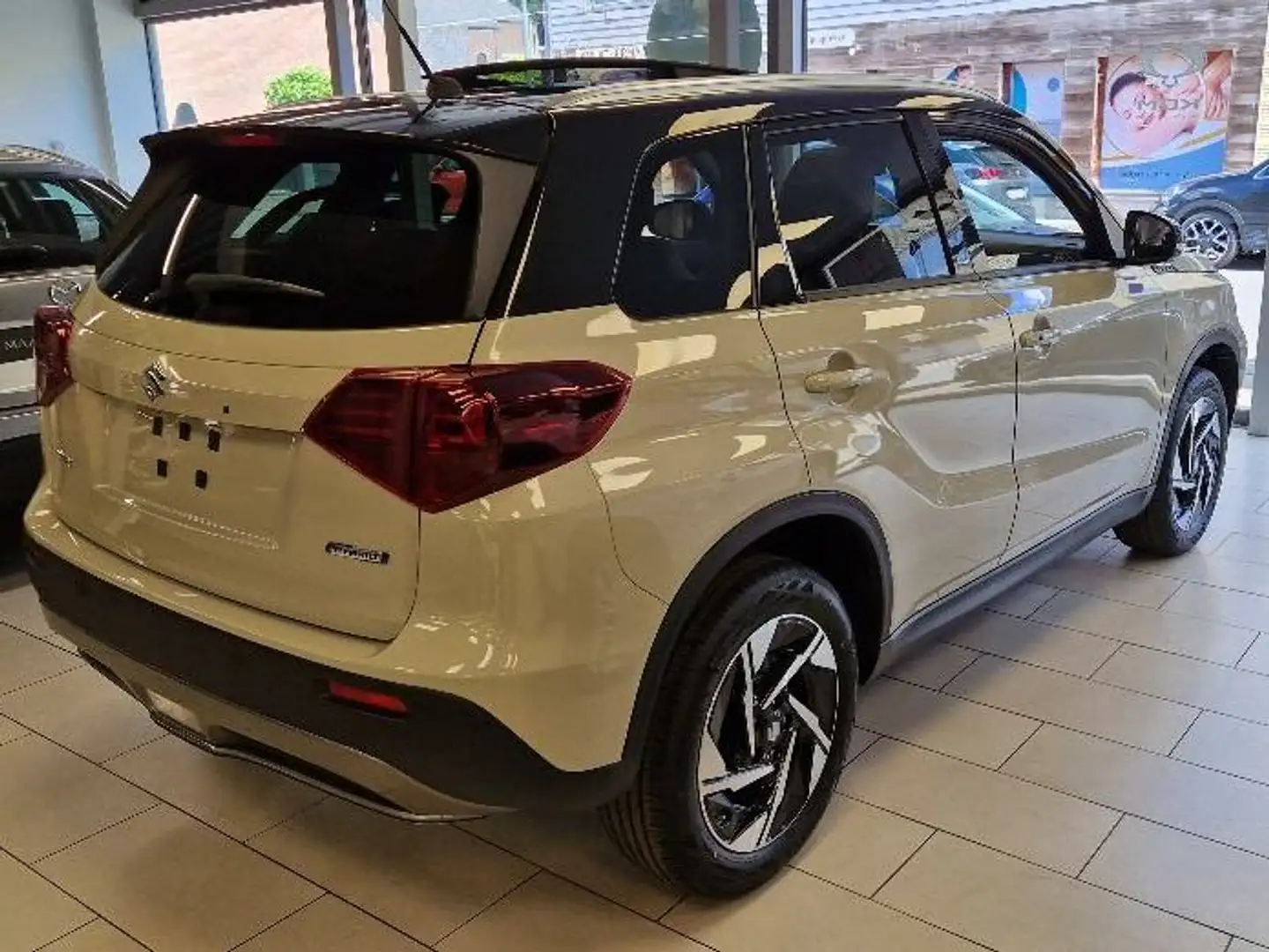 Suzuki Vitara Vitara 1.4 Boosterjet GLX +PANORAMIC SUNROOF Beige - 2
