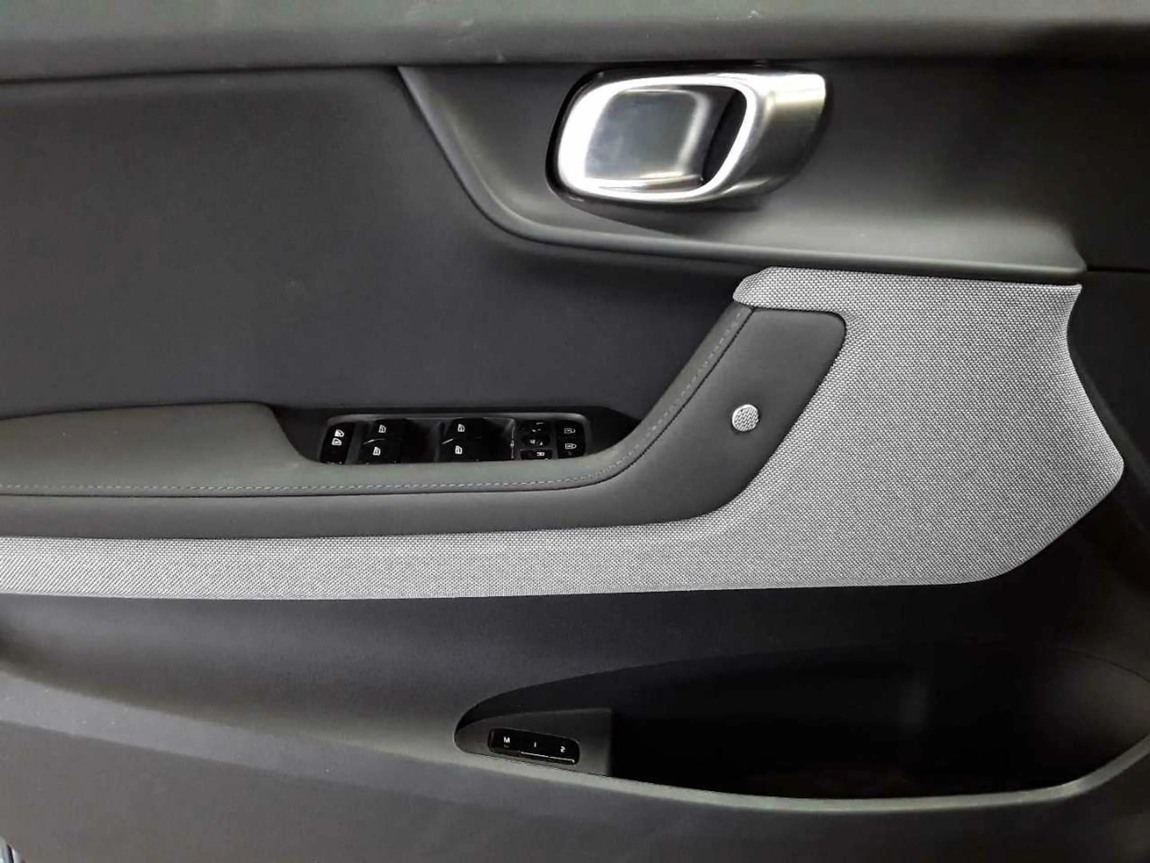 Polestar 2 Polestar 2 LR 78kWh Plus / Pilot Litle — photo 18