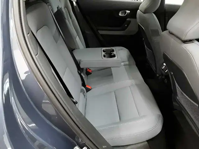 Polestar 2 view 14