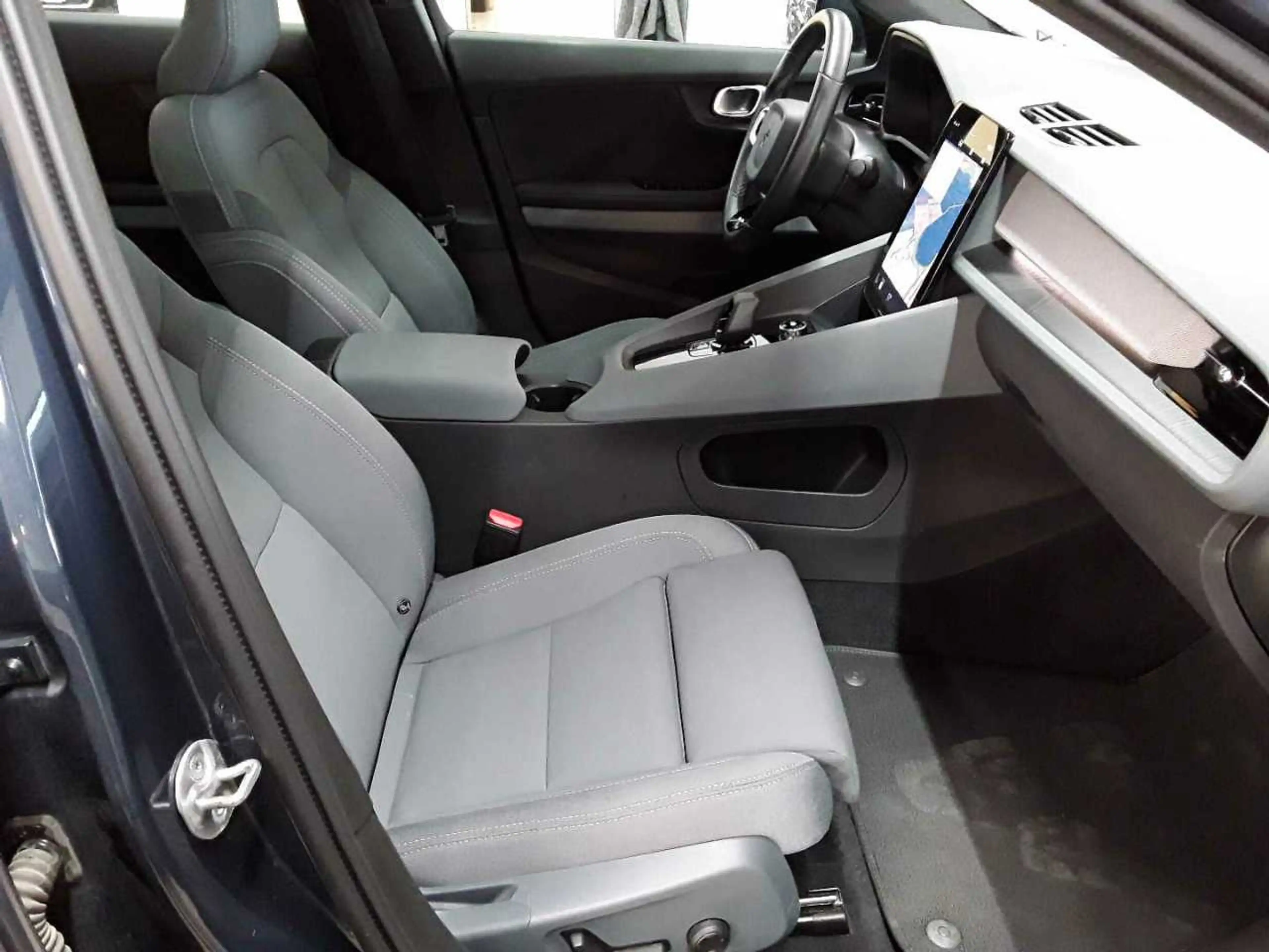 Polestar 2 Polestar 2 LR 78kWh Plus / Pilot Litle — photo 8