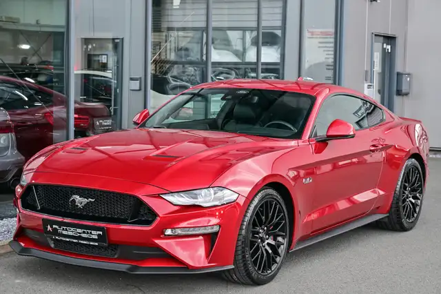 Ford Mustang view 2