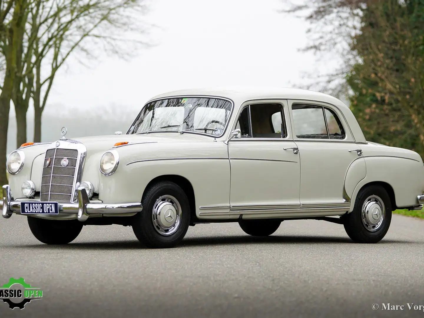 Mercedes-Benz 220 220S (W180) Ponton Grau - 1