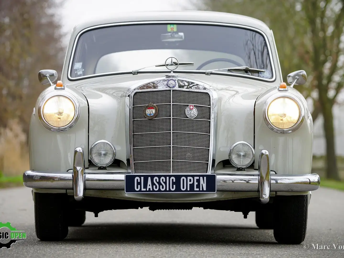 Mercedes-Benz 220 220S (W180) Ponton Grau - 2
