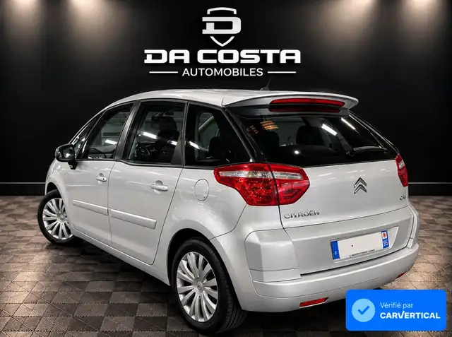 Citroen C4 Picasso view 2