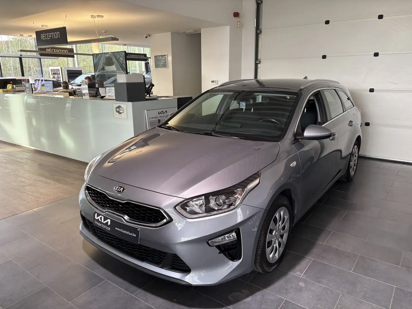 Kia Ceed SW / cee'd SW 1.0 CD3 Navi Edition Gris - 2