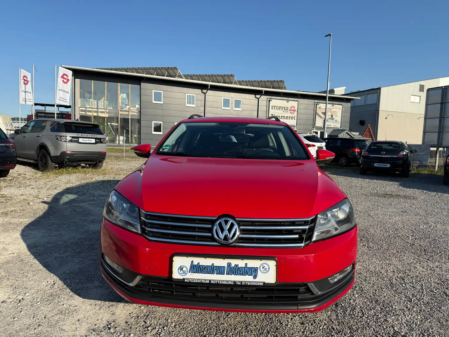 Volkswagen Passat Variant Trendline BlueMotion - NAVI - 2. HAND - EURO 5 - Rot - 2