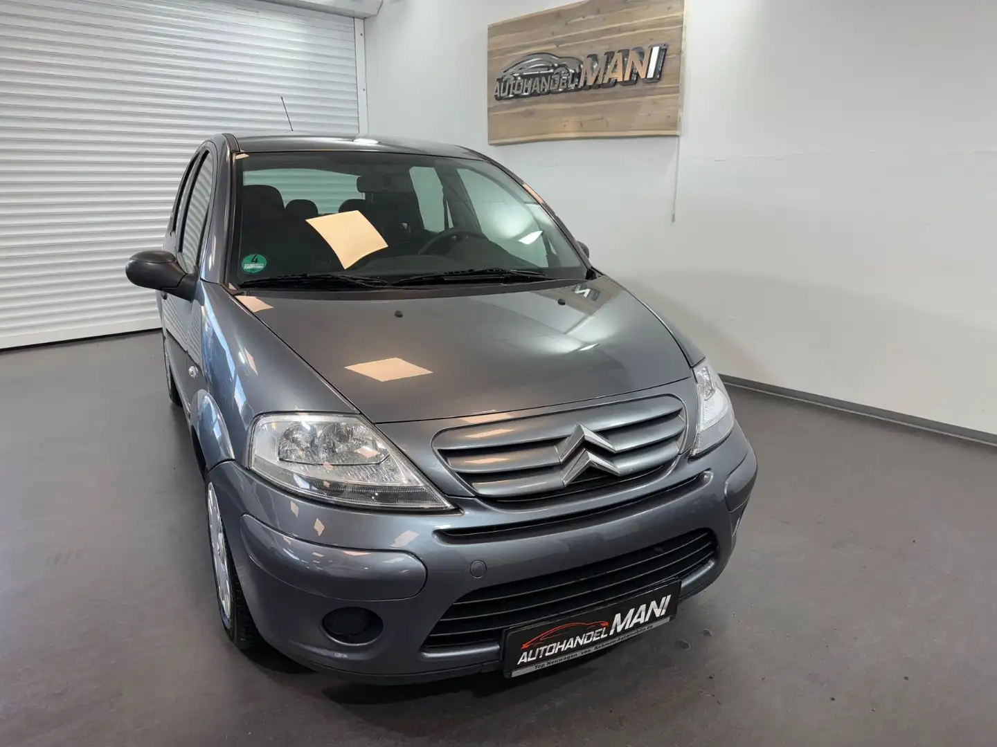 Citroen C3 1.1 Tonic/ Gris - 1