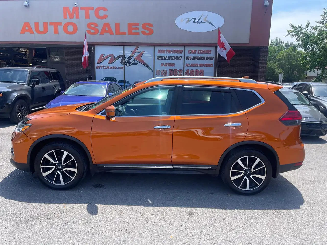 Nissan Rogue fotografie Nissan Rogue
