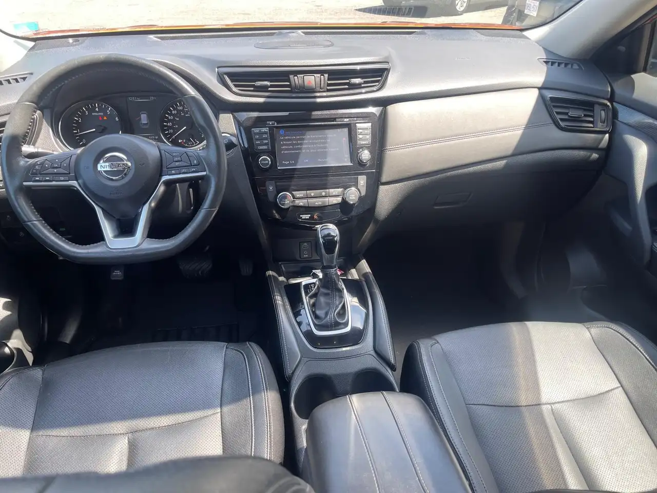 Nissan Rogue fotografie Nissan Rogue