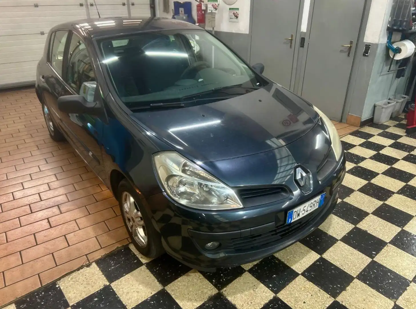 Renault Clio Storia 1.2 16V 5 porte Dynamique Blauw - 2