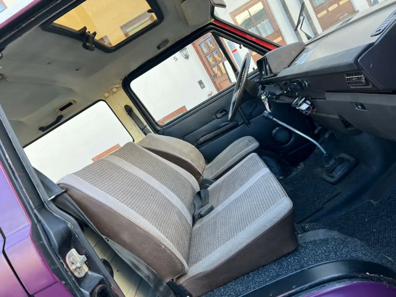 Volkswagen T3 Kombi 1.6 DIESEL 8SITZER 50PS EIN TOLLES AUTO, foto 3