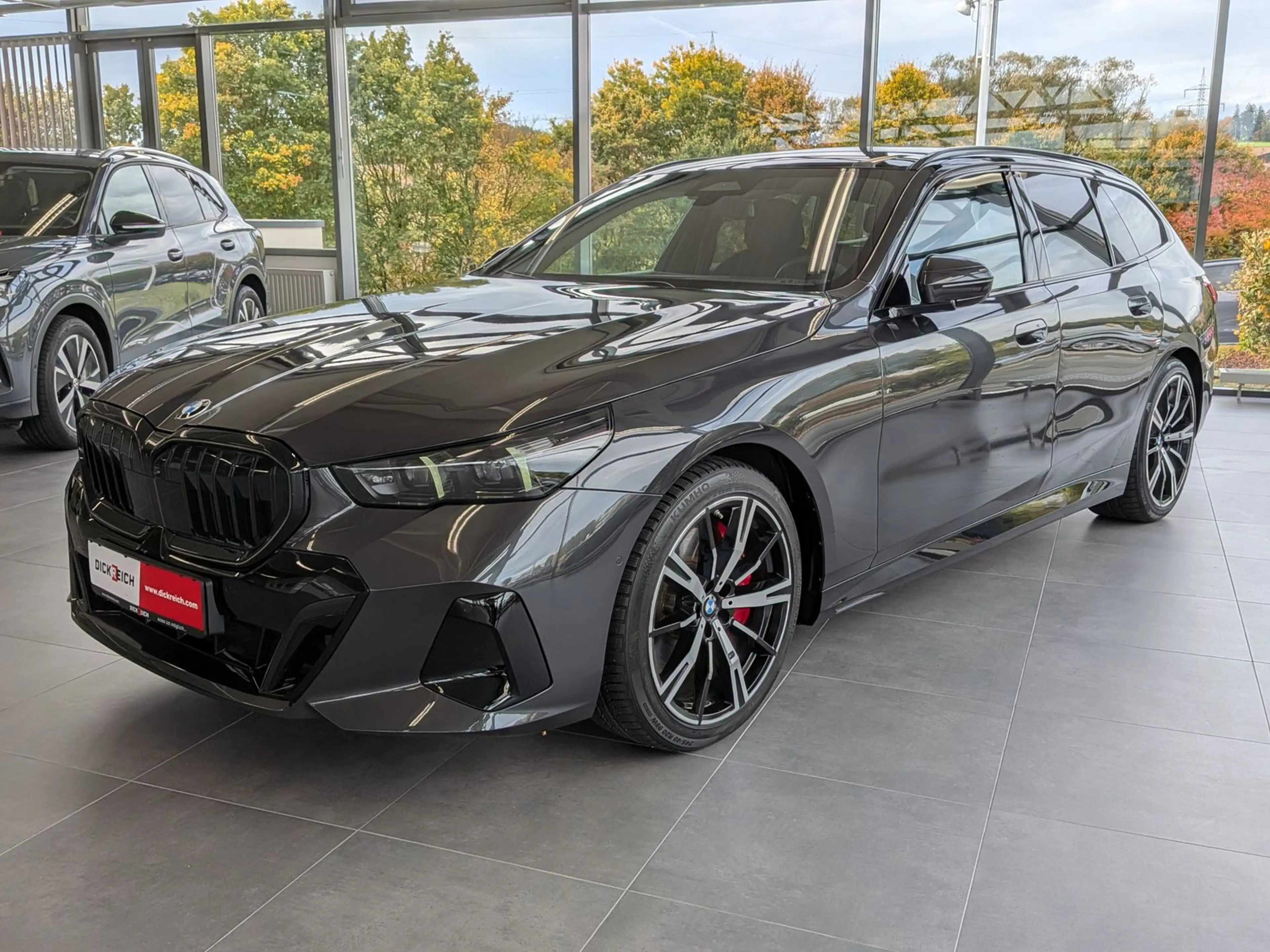 BMW 540 d xD M-Sport Pro Pano Innov. Travel AHK 20" — photo 4