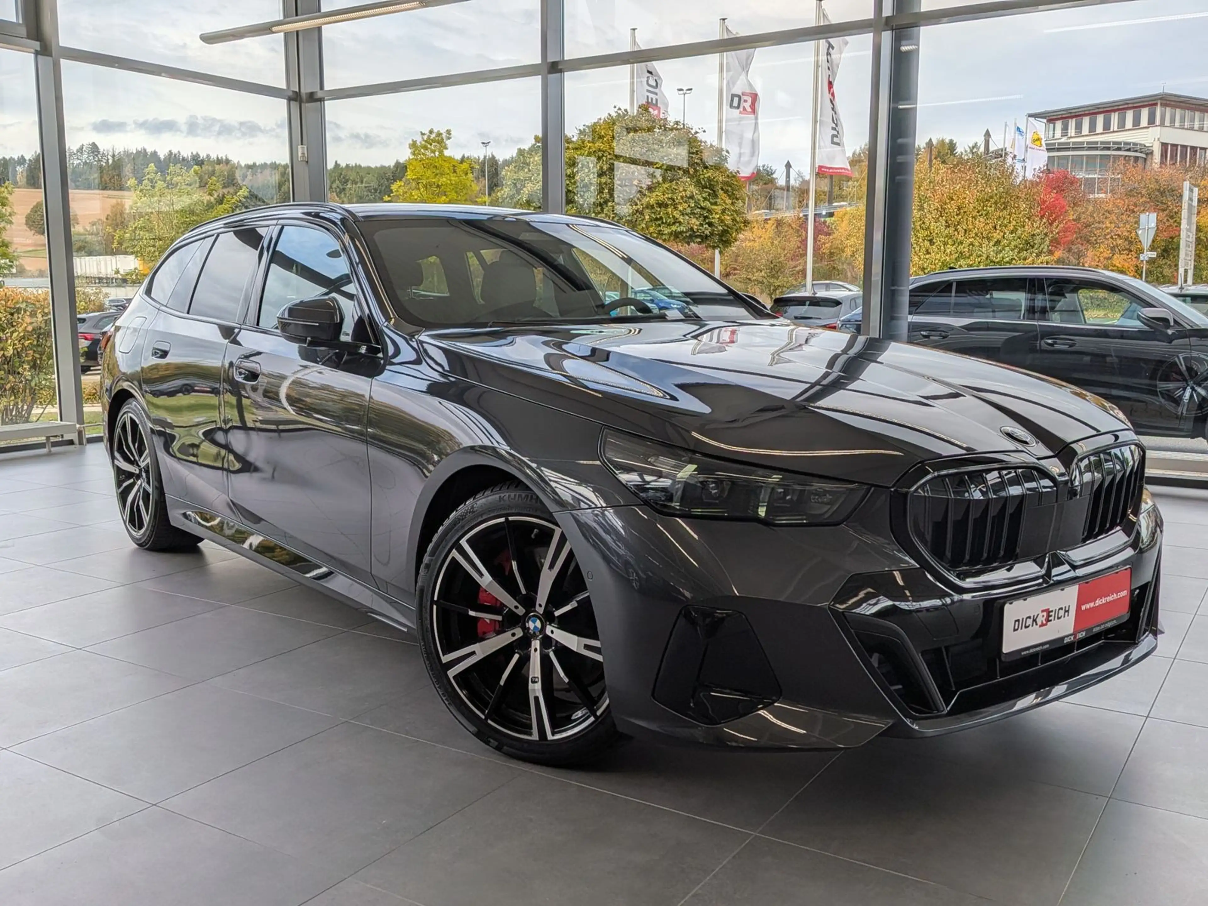 BMW 540 d xD M-Sport Pro Pano Innov. Travel AHK 20" — photo 2