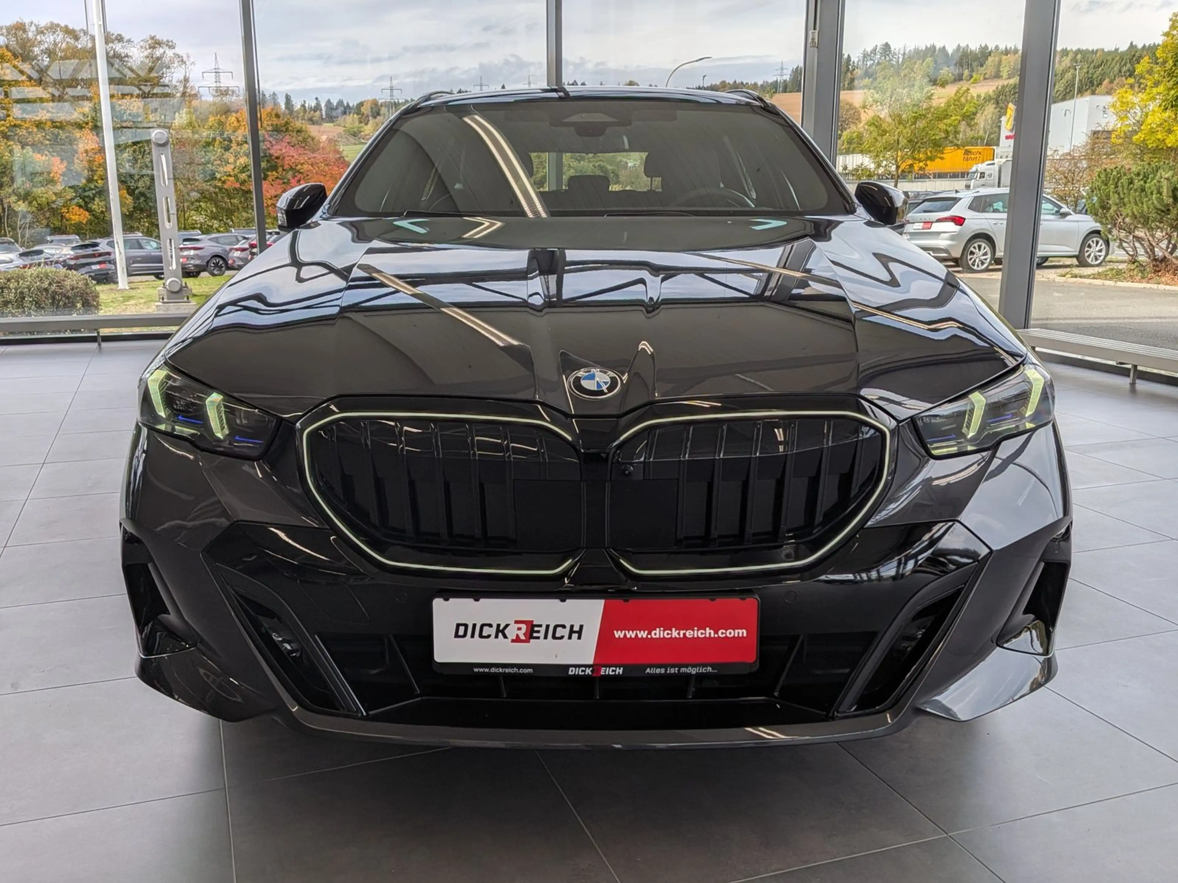 BMW 540 d xD M-Sport Pro Pano Innov. Travel AHK 20" — photo 3