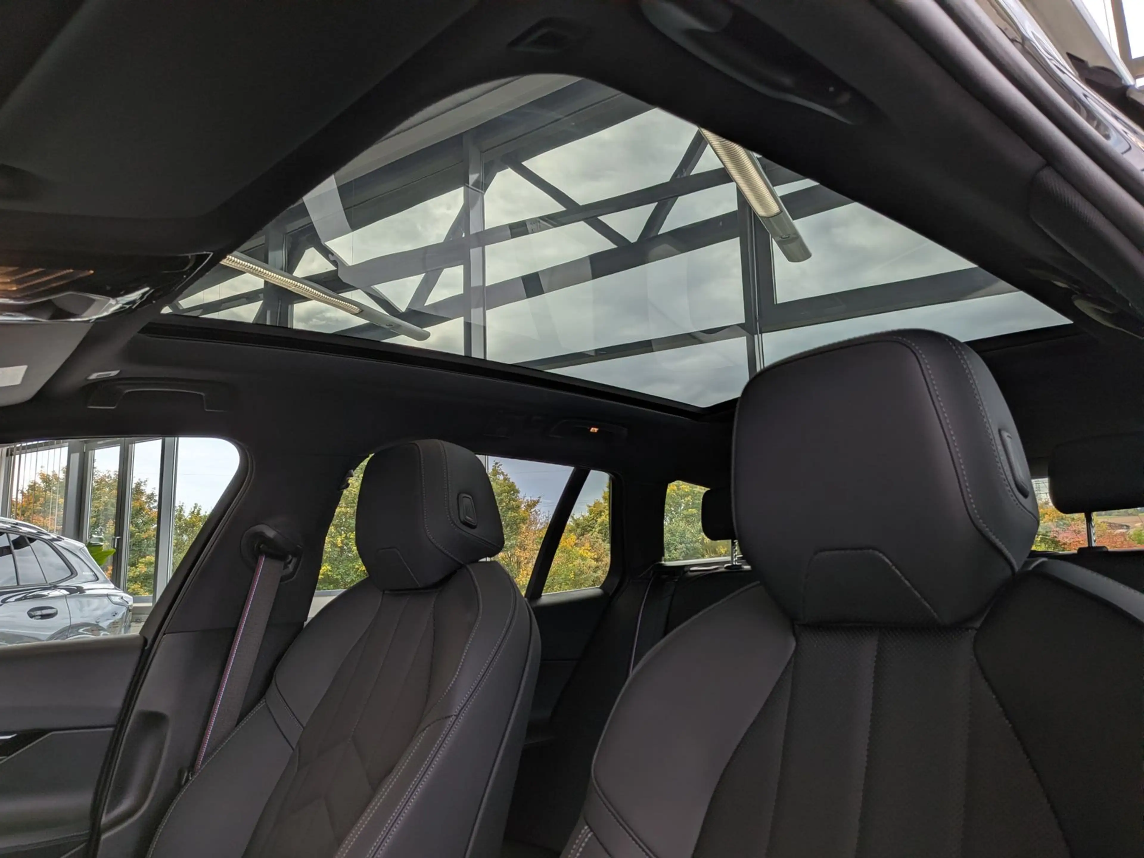 BMW 540 d xD M-Sport Pro Pano Innov. Travel AHK 20" — photo 15