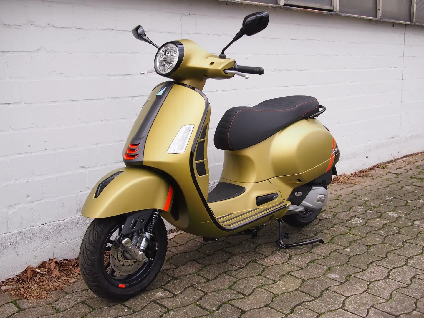 Vespa GTS Super Sport 125 Modell 2023 Pomarańczowy - 1