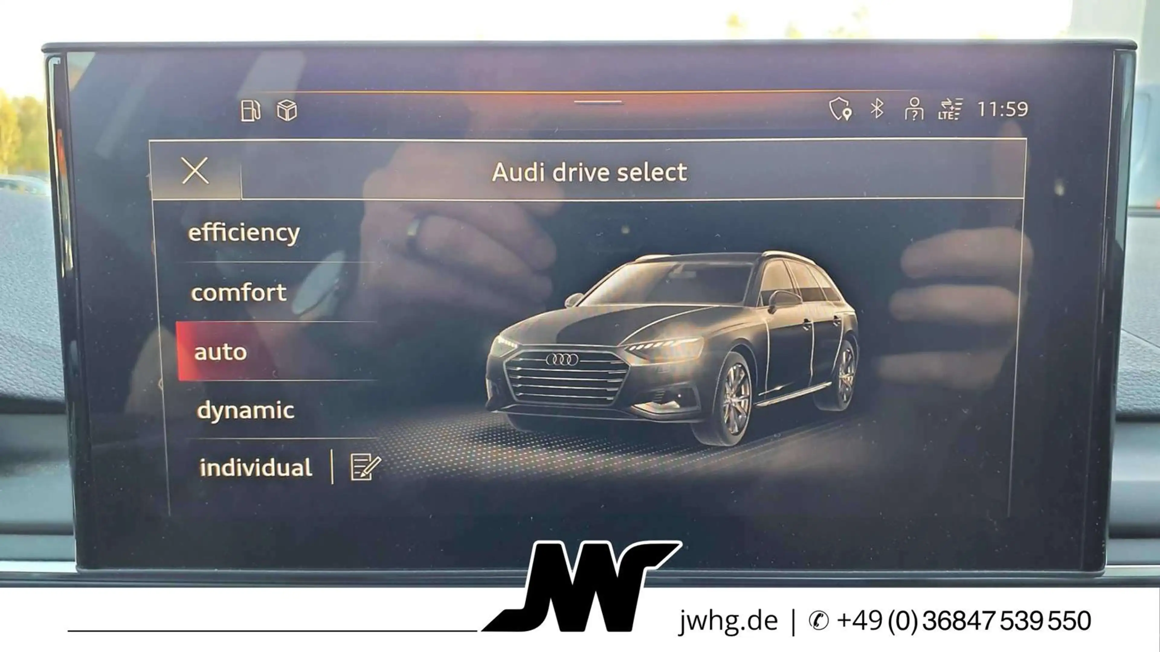 Audi A4 Sport LED+ Navi 17" SportSitze Anhängerkupp. — photo 12