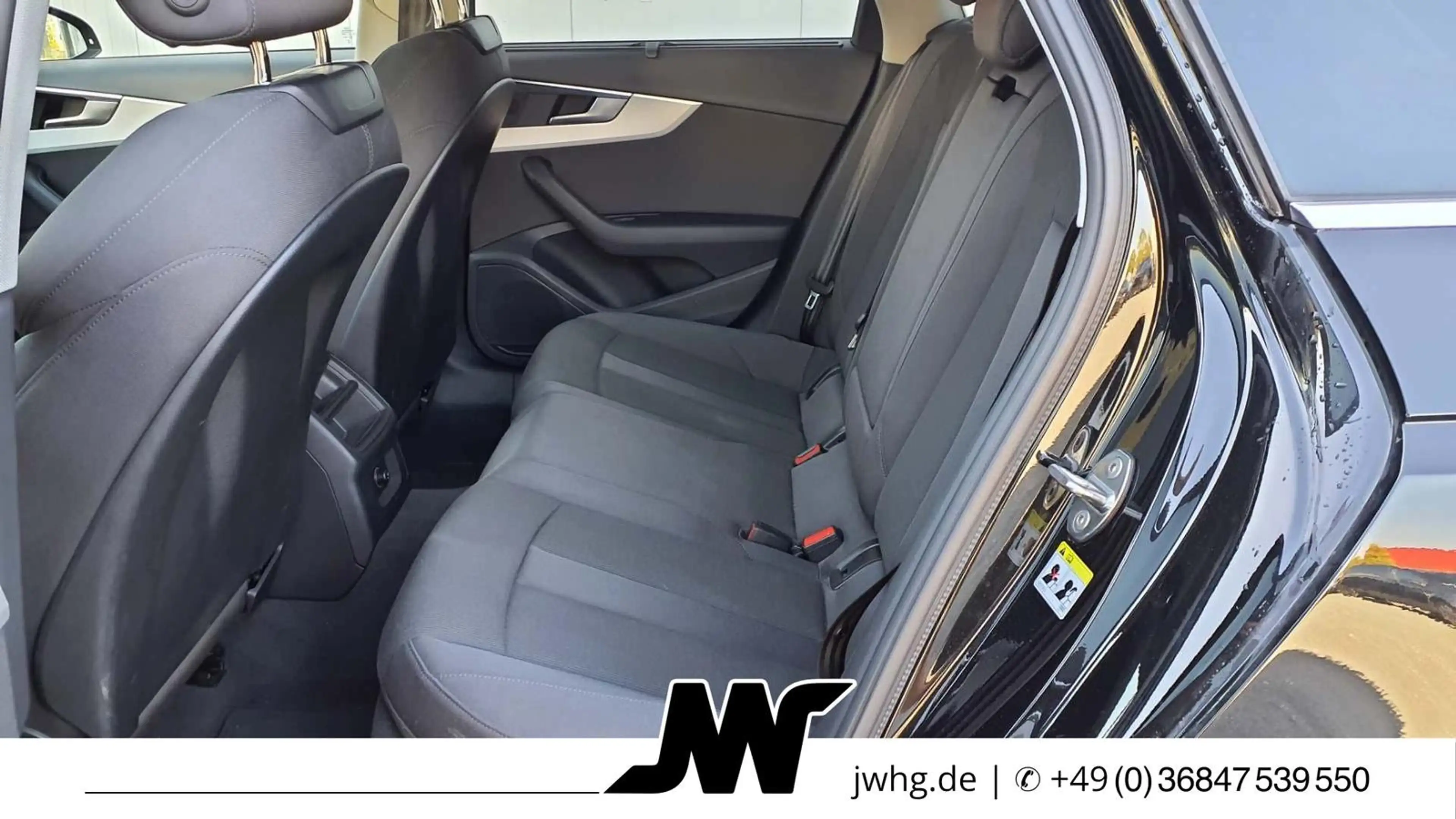 Audi A4 Sport LED+ Navi 17" SportSitze Anhängerkupp. — photo 6