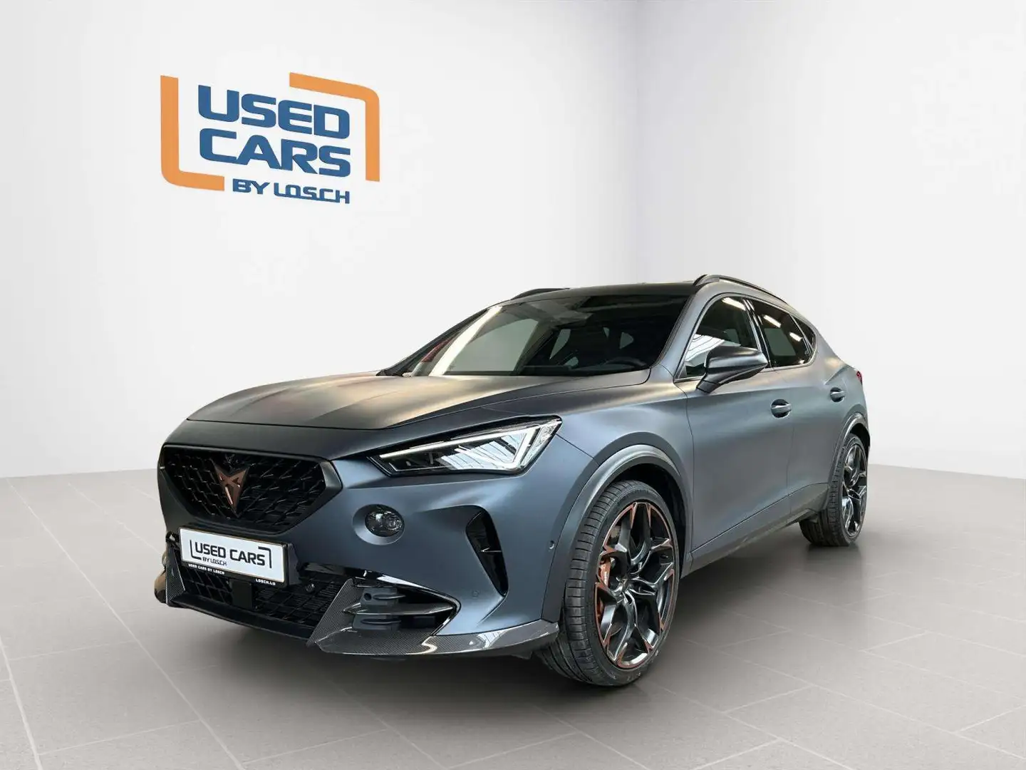 CUPRA Formentor VZ5+Pano+4Drive+360+BeatsAudio Gris - 1