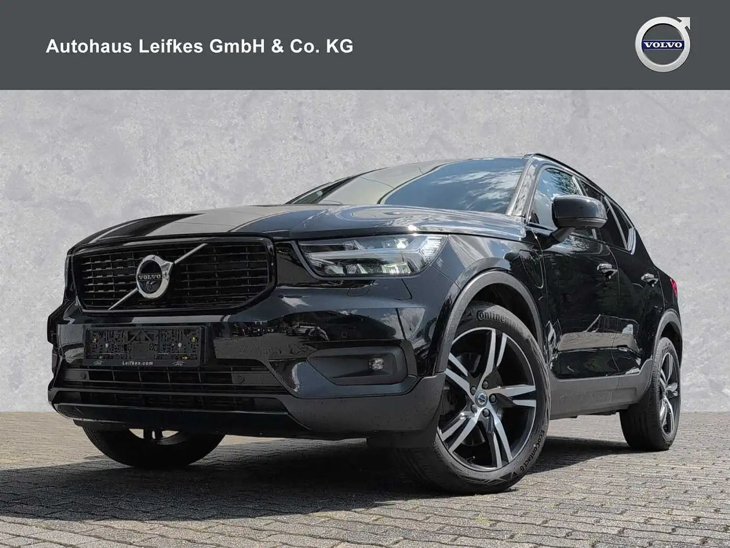Volvo XC40 Plug-In-Hybrid T5 Recharge DKG RDesign Twin Engine Schwarz - 1