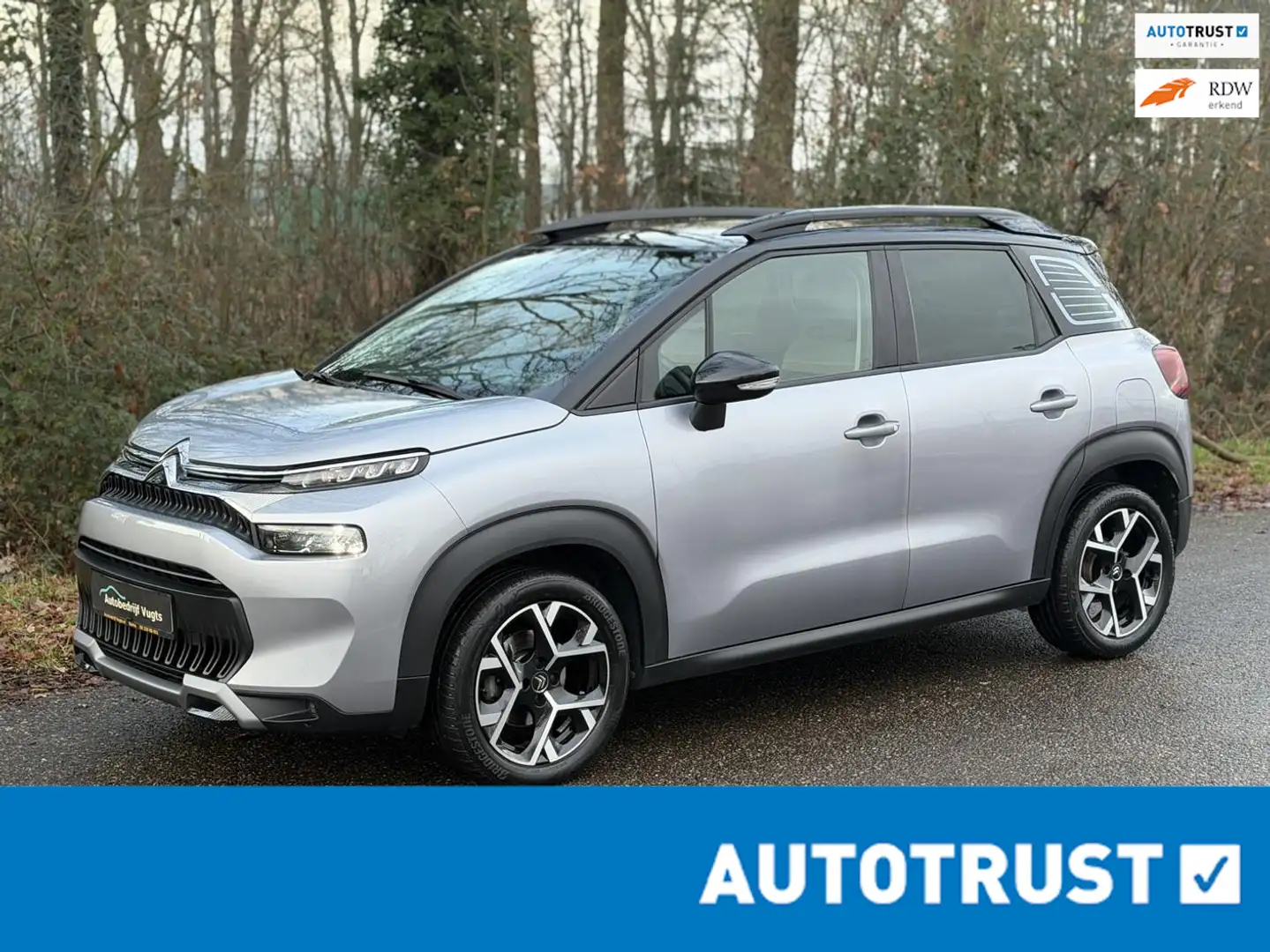 Citroen C3 Aircross 1.2 PureTech Shine *LEDER*NAVI*STOELVERWARMING Gris - 1