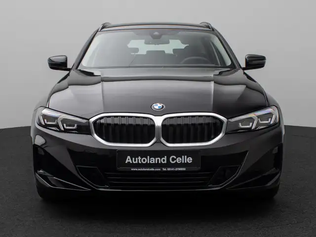 BMW 3 Series view 2