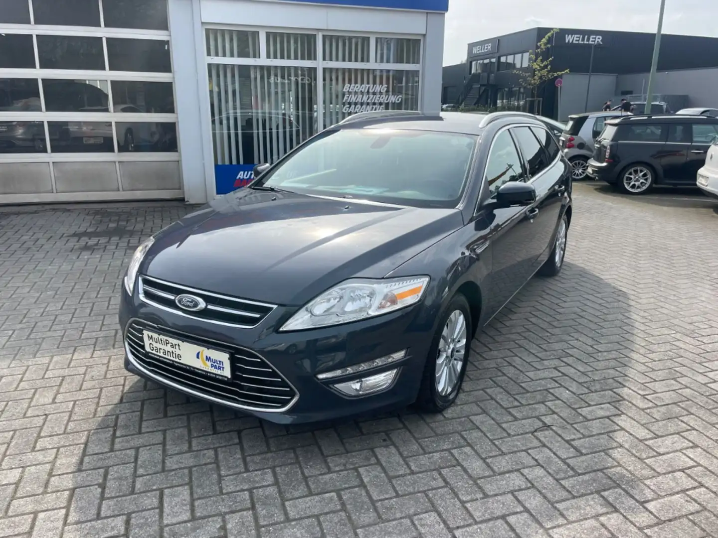 Ford Mondeo Turnier Titanium X Grau - 2