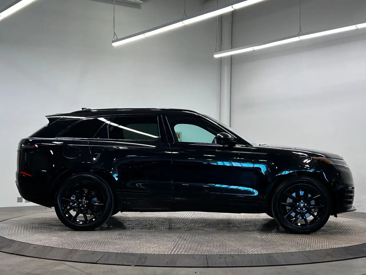 Land Rover Range Rover Velar снимка Land Rover Range Rover Velar
