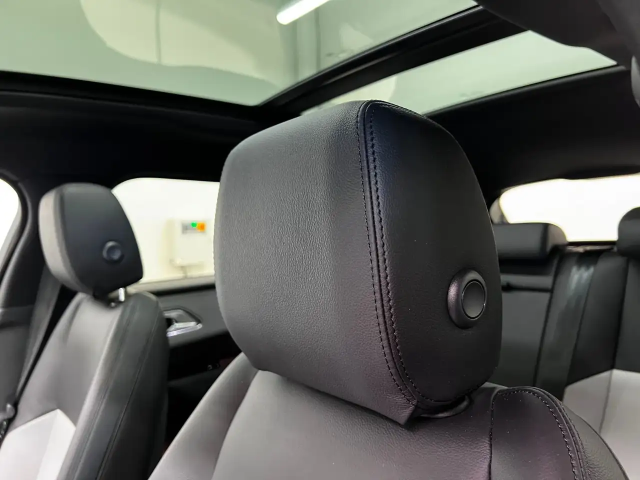 Land Rover Range Rover Velar снимка Land Rover Range Rover Velar