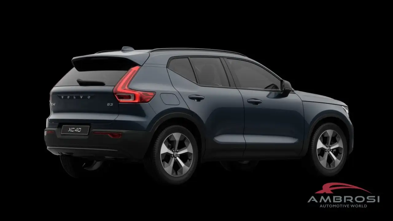 Volvo XC40 2026