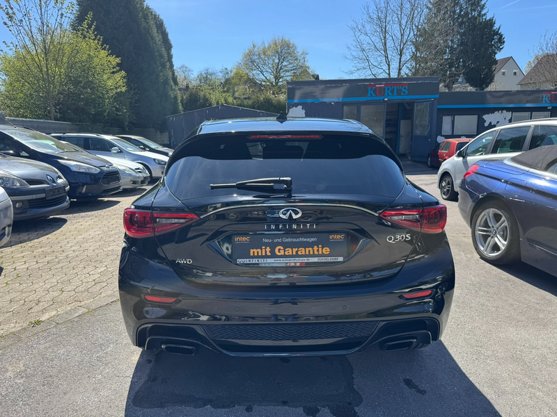 Infiniti Q30 2.0/AWD/Q30S/360°/Pano/Alcantara — photo 7