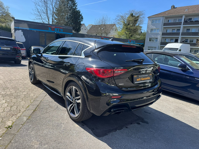 Infiniti Q30 2.0/AWD/Q30S/360°/Pano/Alcantara — photo 6