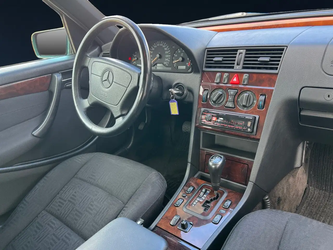 Mercedes-Benz C 240 Elegance/Keskin/Spoiler/90ér Tuning, foto 12