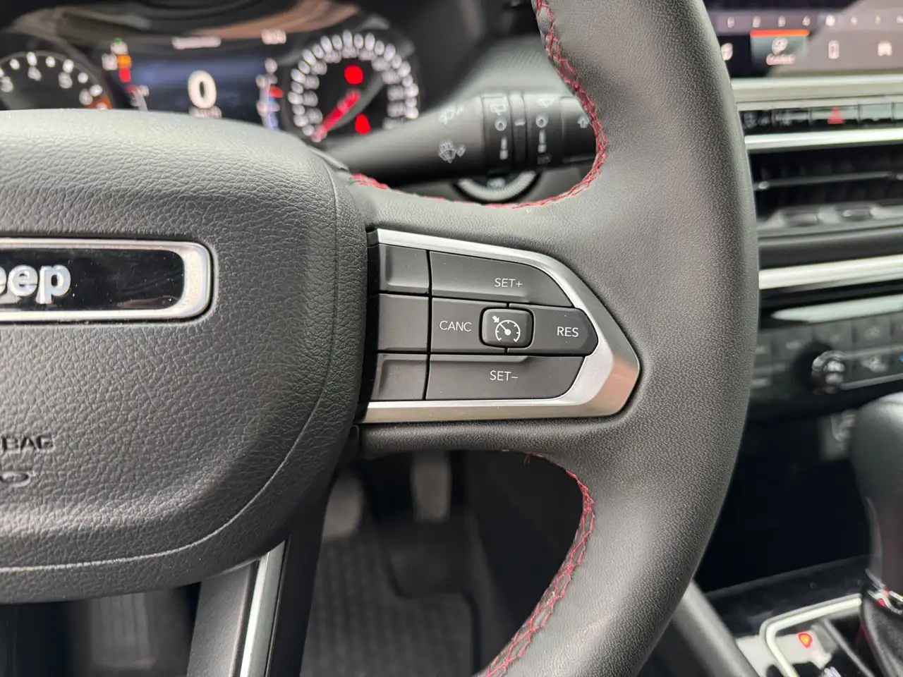 Jeep Compass снимка Jeep Compass