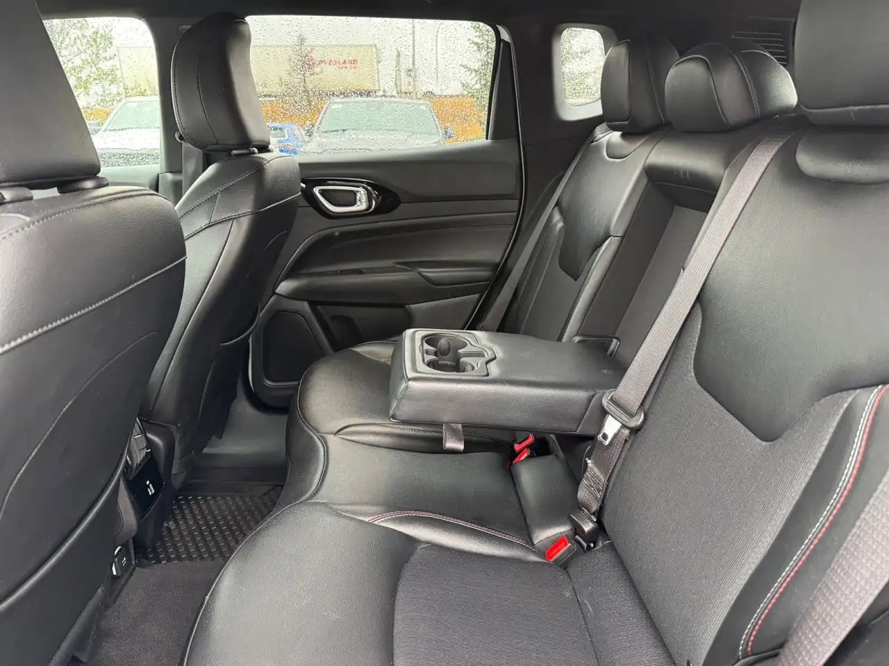 Jeep Compass снимка Jeep Compass