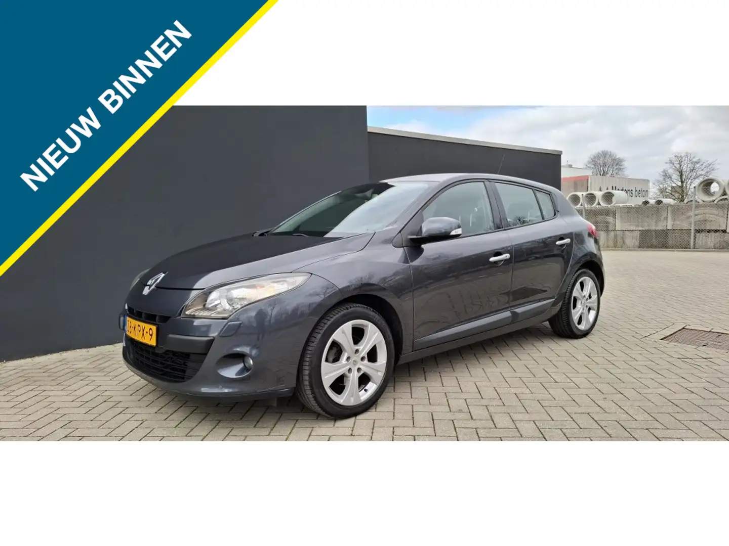 Renault Megane 1.4 TCe Dynamique NAP NAVI KEYLESS GO XENON Grau - 1