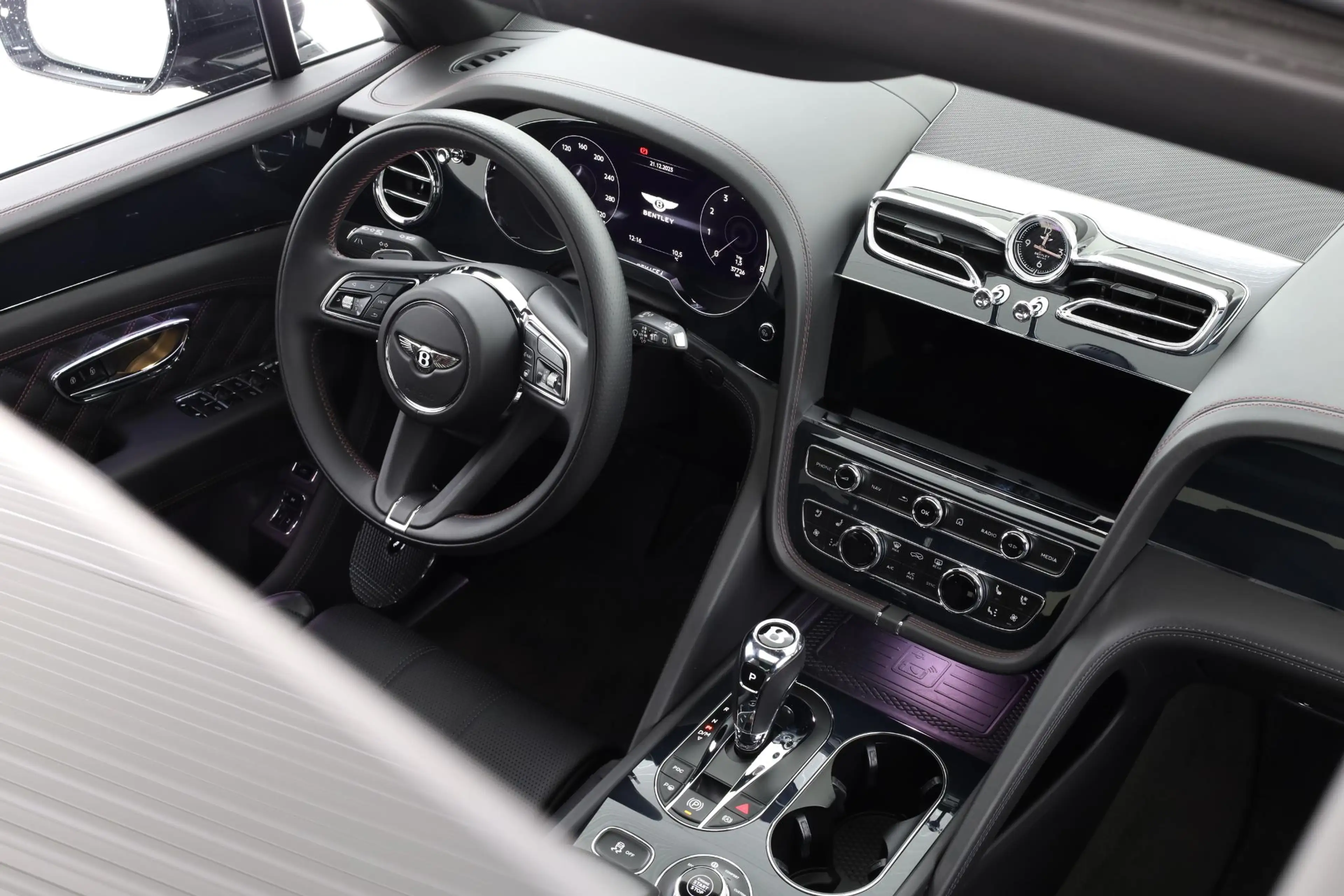 Bentley Bentayga 4.0 V8 | First Edition | TV achter | Nachtzicht | — photo 21