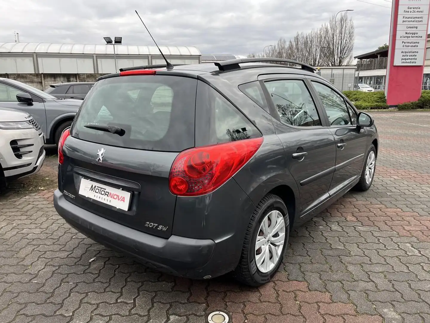 Peugeot 207 SW 1.4 8v Energie eco-Gpl 75cv Gris - 2