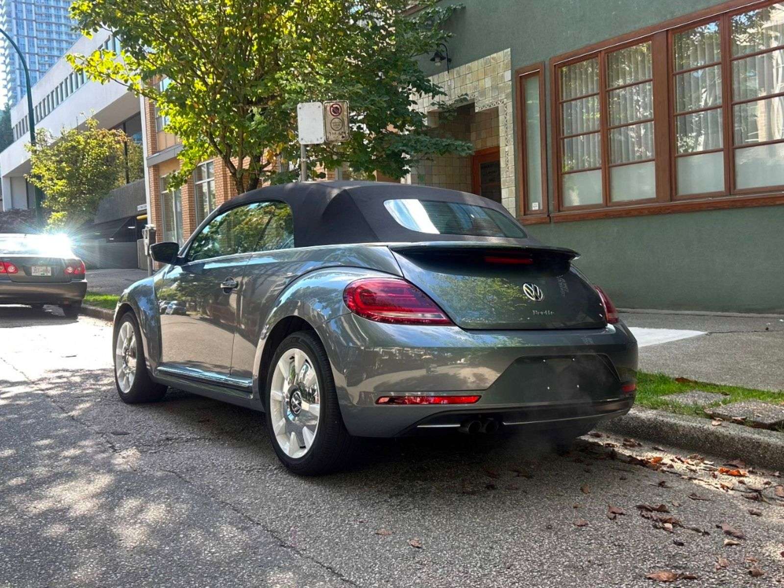 2019 Volkswagen Beetle Wolfsburg Edition | POWER CONVERTIBLE SOFT TOP | K — снимка 1