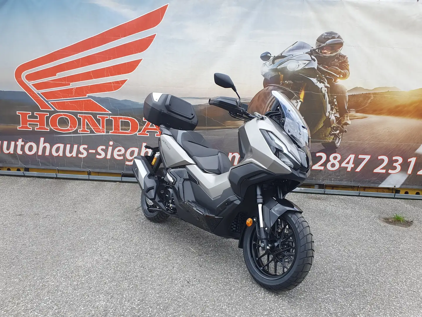 Honda ADV 350 Smart Top Box Grau - 1