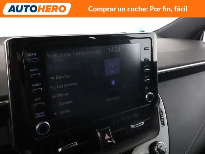 Toyota Auris 2022, foto 21