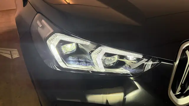 BMW X1 xDrive20d Ansicht 4