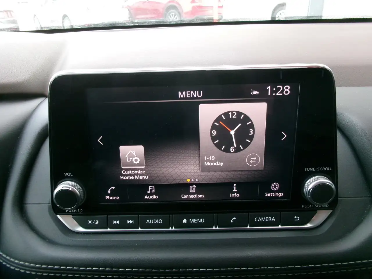 Nissan Rogue снимка Nissan Rogue