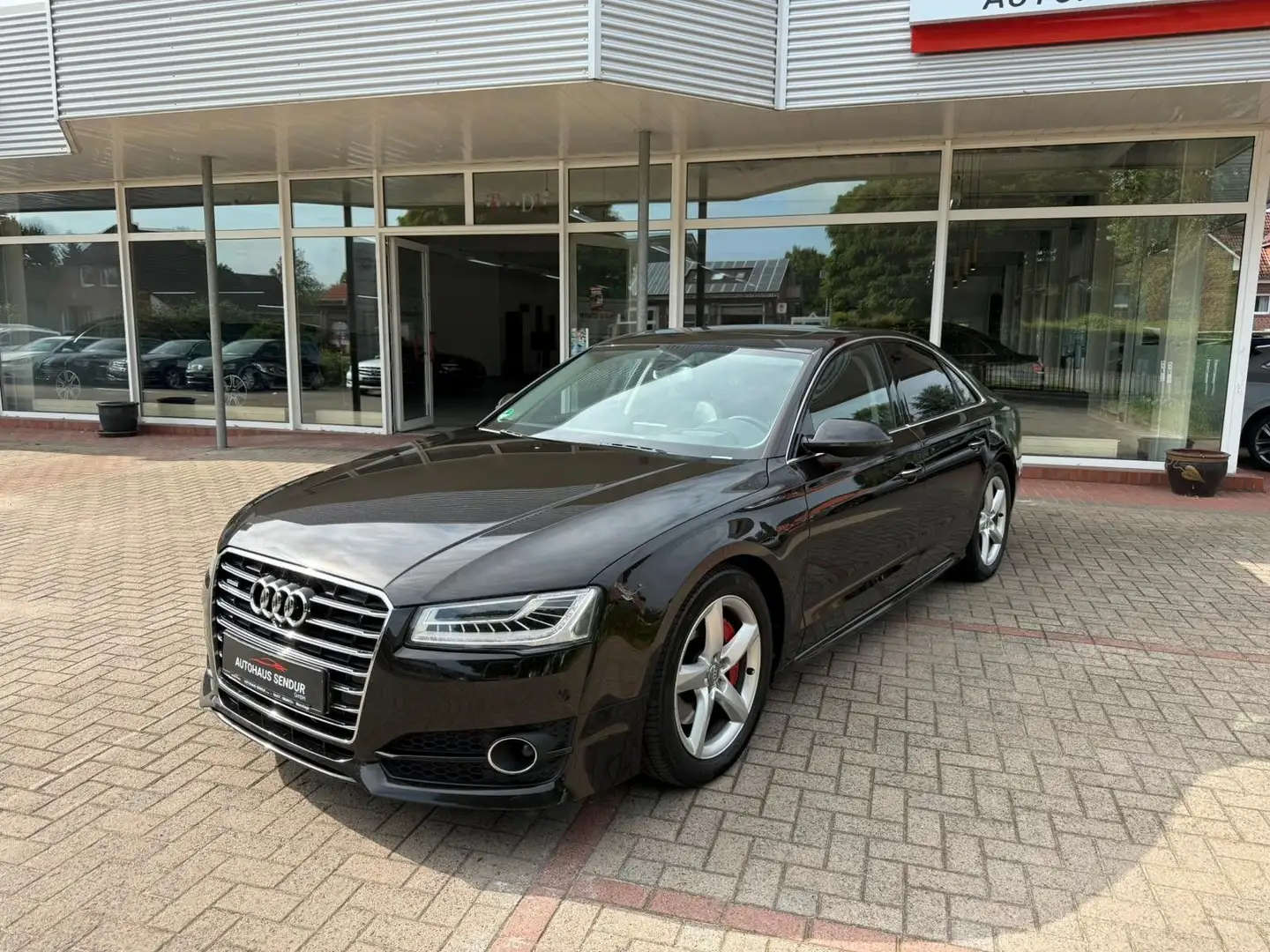 Audi A8 3.0 TDI quattro *SERVICE NEU*TOP*LEDER Schwarz - 2