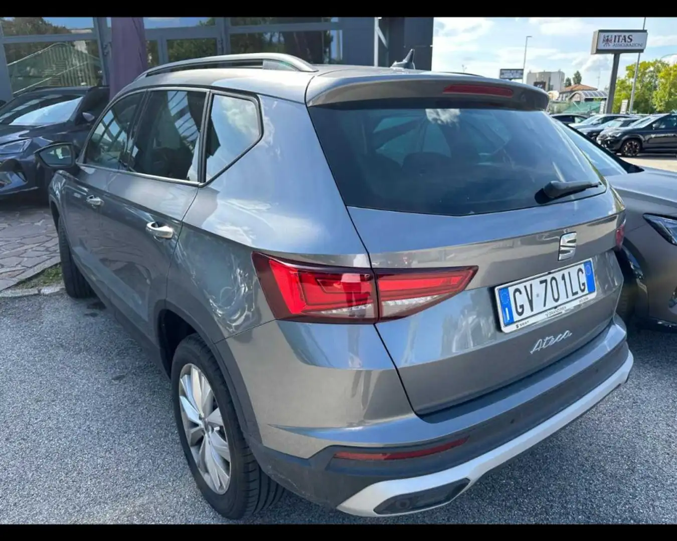 SEAT Ateca 2.0 TDI DSG BUSINESS 150CV MY 24 Gris - 2